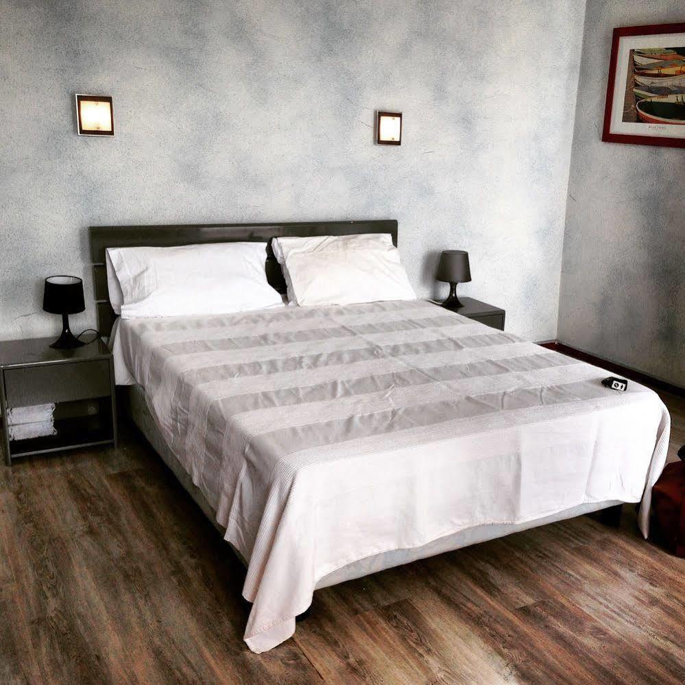 Hotel L'Escale Porto Pollo Ngoại thất bức ảnh